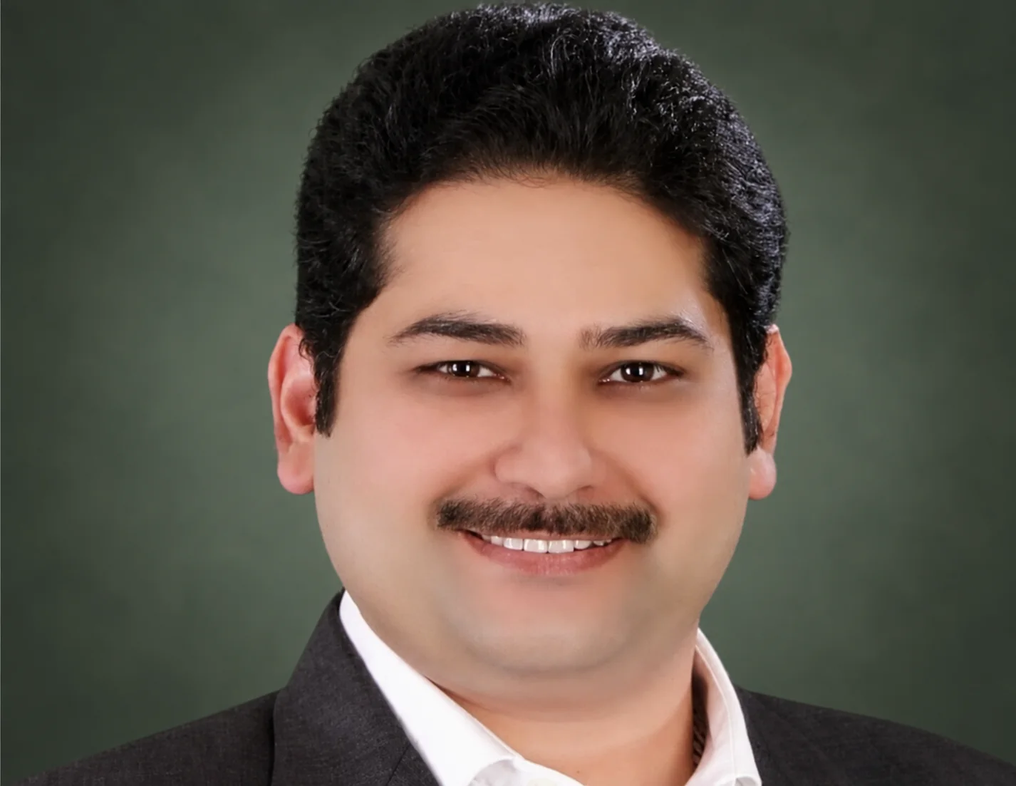 Manish Kapoor
